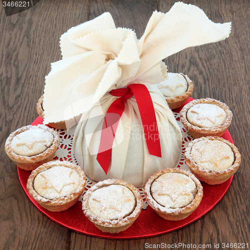 Image of Christmas Pudding and Pies