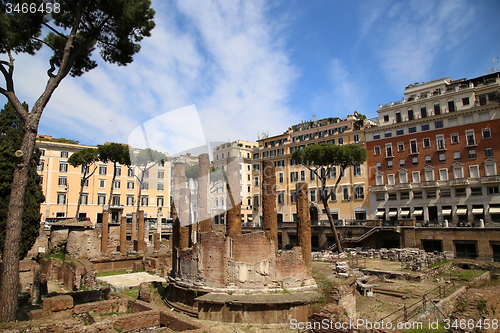 Image of Largo di Torre Argentina in Rome, Italy