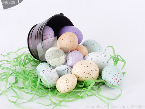Image of Pastel Flecked Eggs, spill