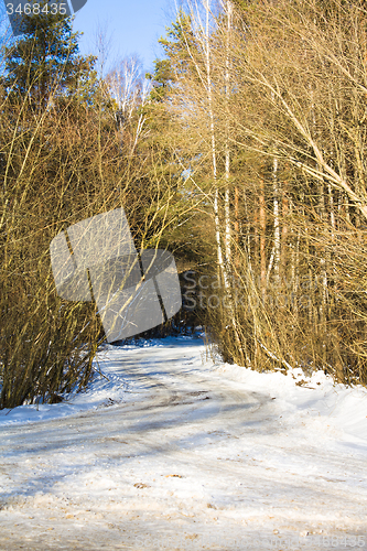 Image of   small road 