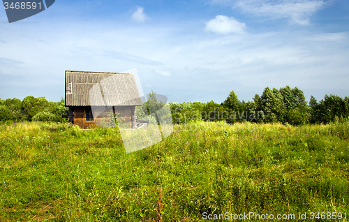 Image of wooden house 