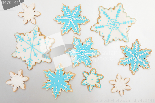 Image of Gingerbread Snowflake Biscuits