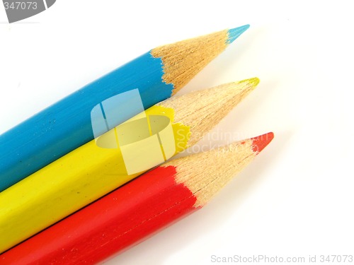 Image of colored pencils