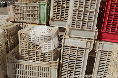 Image of Old empty plastic crates_5759