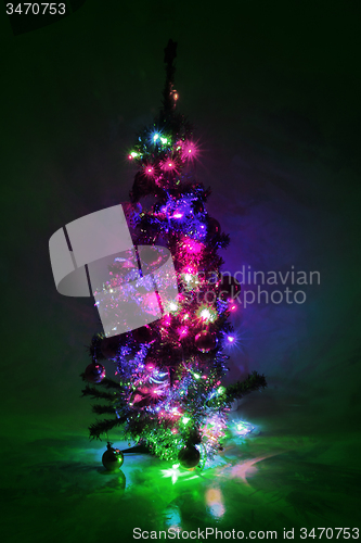 Image of christmas tree from the color lights 