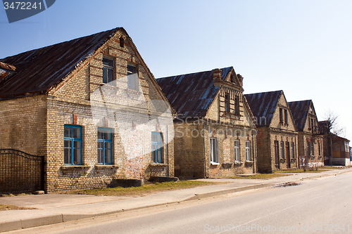 Image of old building 
