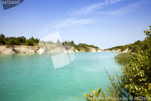 Image of the artificial lake  