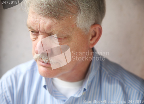 Image of businessman under stress	