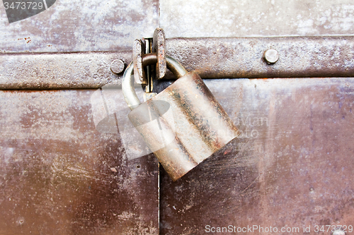 Image of metal lock  