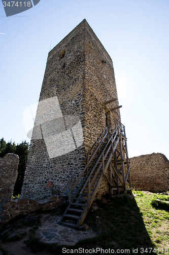 Image of very old castle ruins