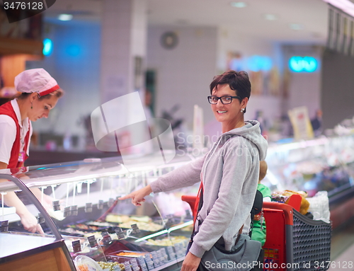 Image of woman in supermarket