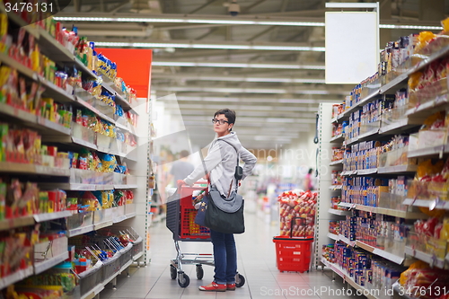 Image of woman in supermarket