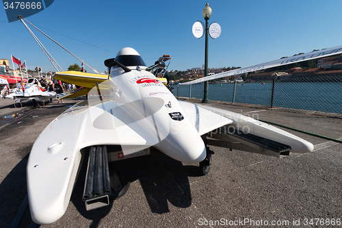 Image of Mad-Croc Baba Racing Team boat preparations