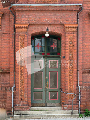 Image of Entrance of a formerly courthouse