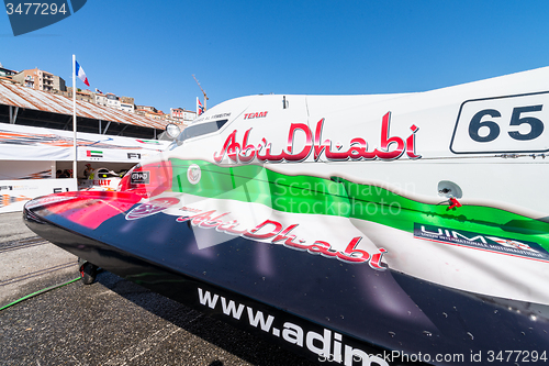 Image of Team Abu Dhabi boat preparations