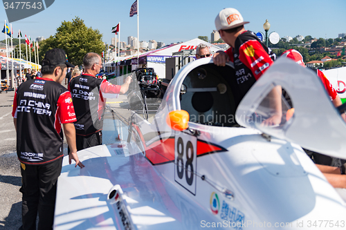 Image of CTIC China Team boat preparations