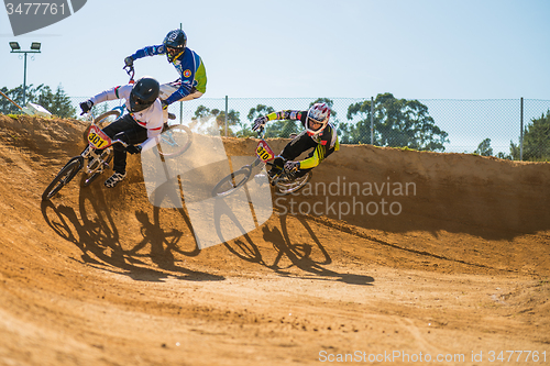 Image of Bruno Berto leading the left turn