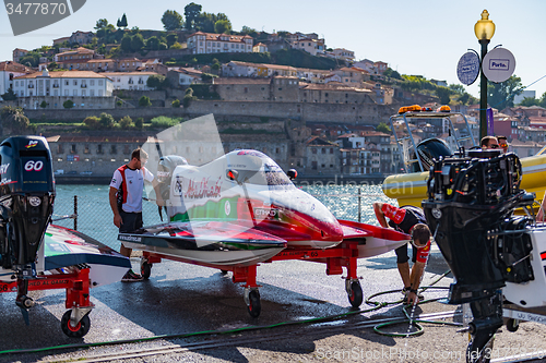 Image of Team Abu Dhabi boat preparations