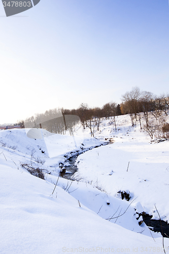 Image of streamlet in the winter  