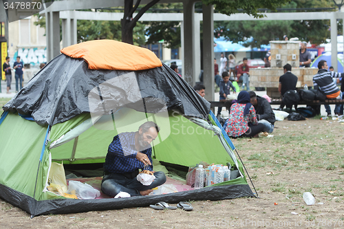 Image of Syrian immigrants resting in Belgrade