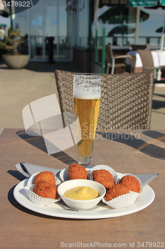 Image of Beer and snacks