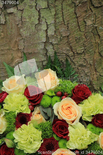 Image of Green and pink wedding flowers