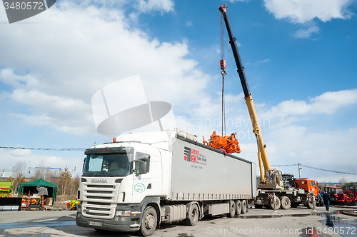 Image of Loading of equipment on agricultural exhibition