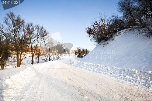 Image of the winter road  