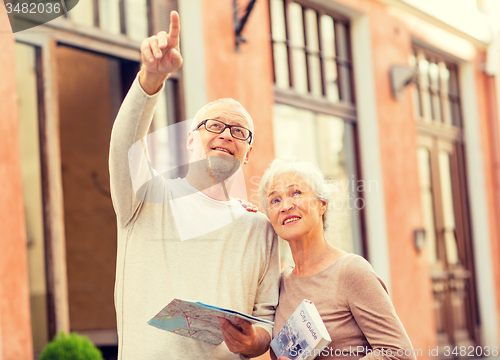 Image of senior couple on city street