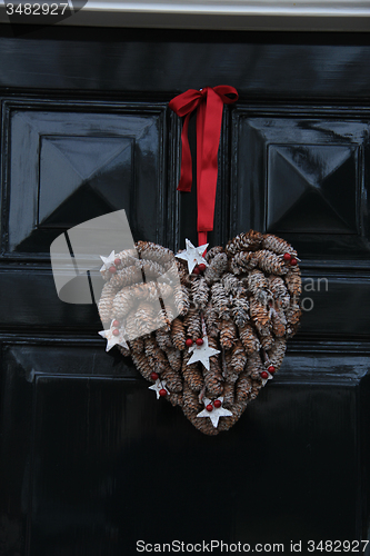 Image of Christmas decoration on front door