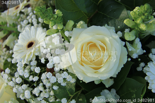 Image of White bridal bouquet