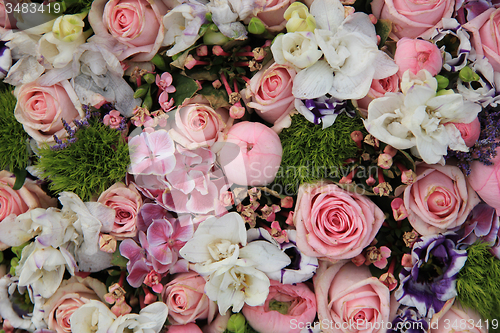 Image of Mixed pink wedding arrangement