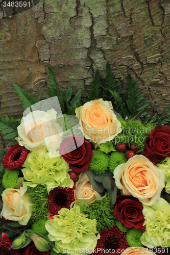 Image of Green and pink wedding flowers