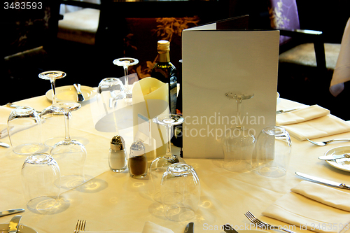 Image of Table setting