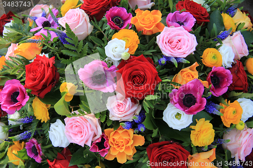 Image of Bright colored bridal flowers