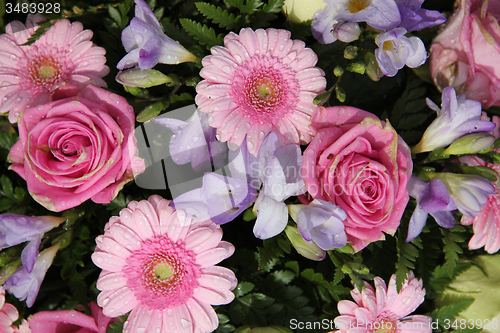 Image of Bridal flowers in pink and lilaq