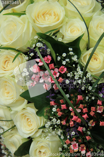 Image of Classic white weddiing arrangement