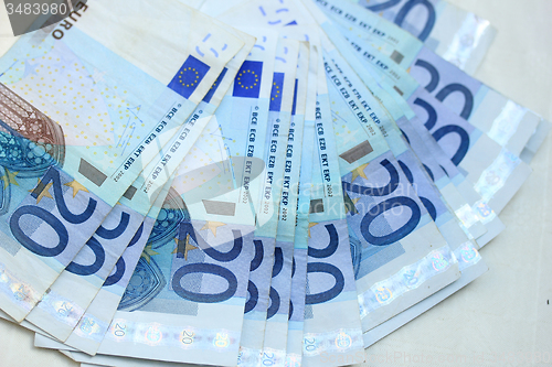 Image of 20 euro banknotes