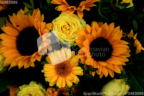 Image of Yellow bridal arrangement