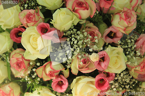 Image of pink and white bridal bouquet