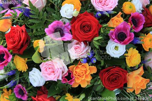 Image of Bright colored bridal flowers