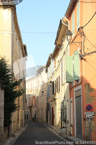 Image of L\'Isle-sur-la-Sorgue street view