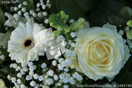 Image of White bridal bouquet