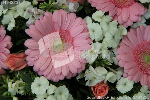Image of Mixed pink bridal flowers