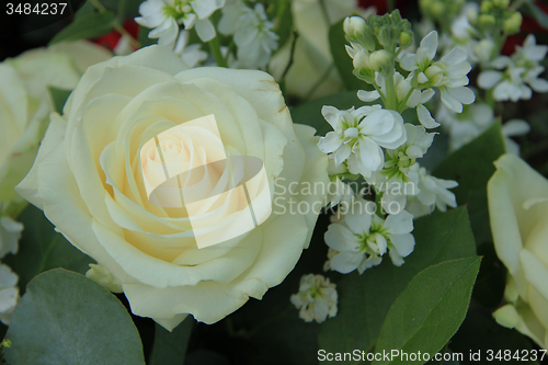 Image of White wedding flowers