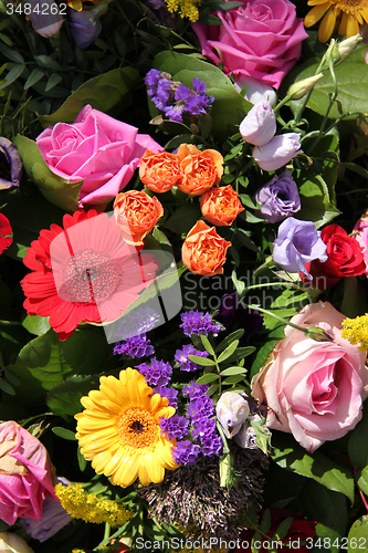 Image of Mixed flower arrangement