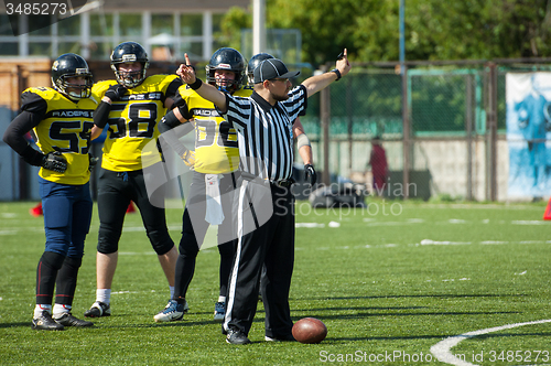Image of Referee gesture