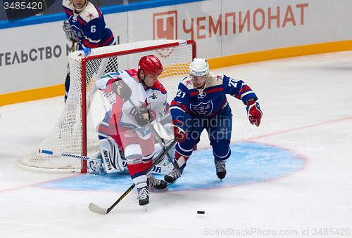 Image of A. Ledovskih (27) vs A. Vinogradov (77)