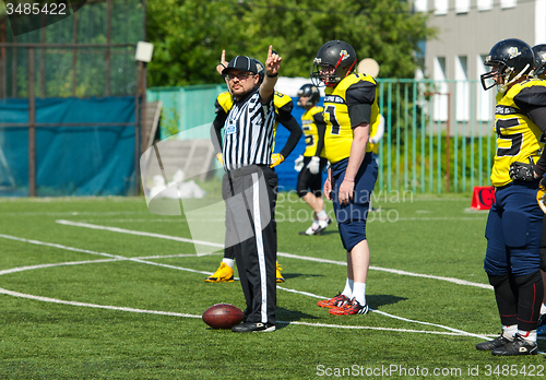 Image of Referee gesture