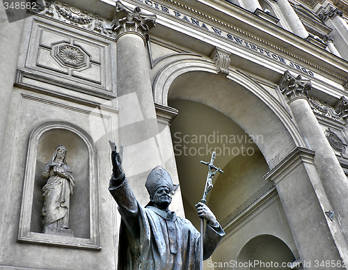 Image of Pope John Paul II statue